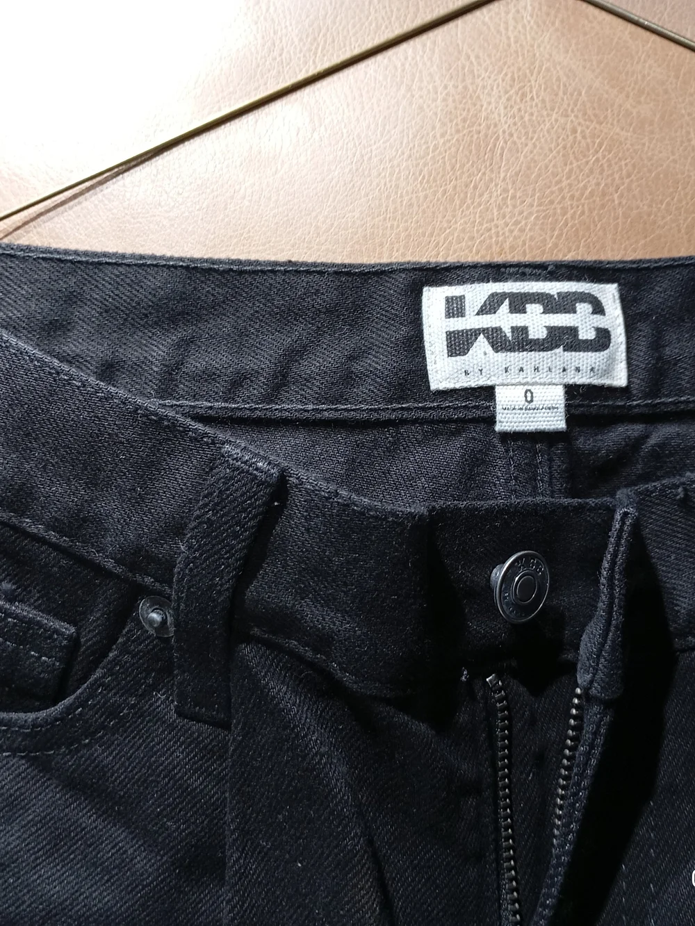 KBB wide hip